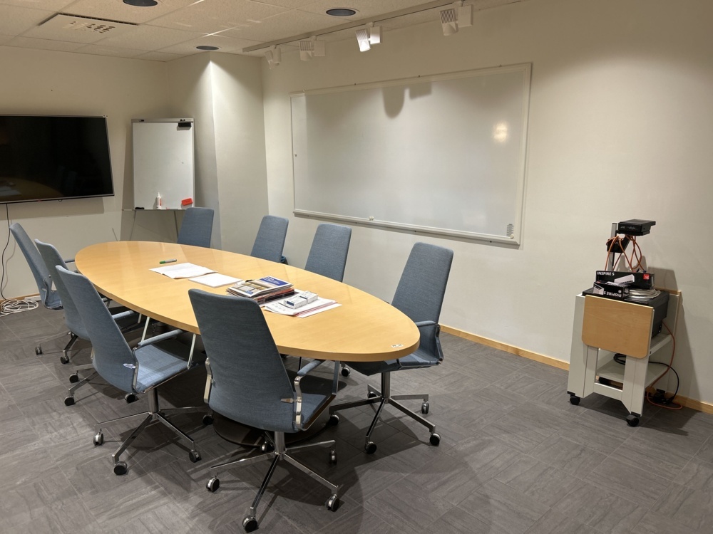 1544902-1 Office furniture - Conference tables Klaessons Möbler AB, chairs, etc.