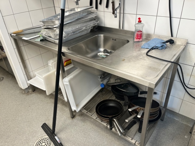 1578723-8 4st rostfria disk och arbetsbänkar