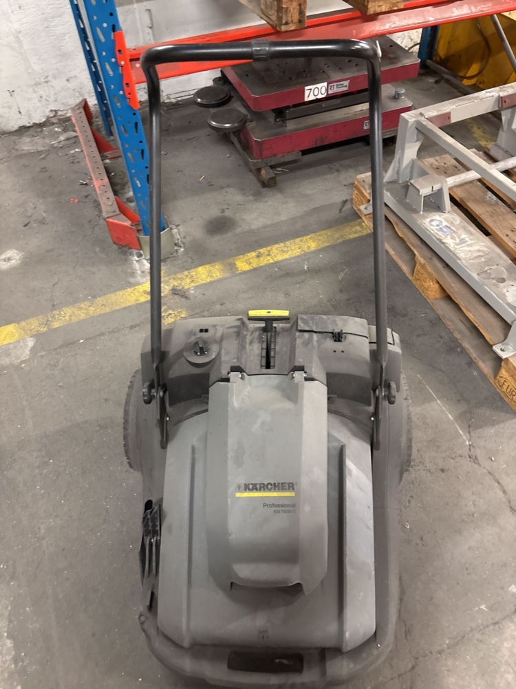 1573250-2 Sopmaskin - Kärcher Professional KM 70/30 C
