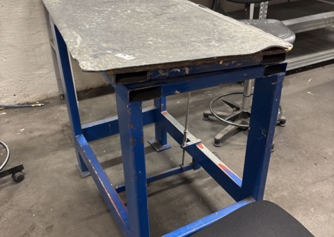 Workplaces glue station