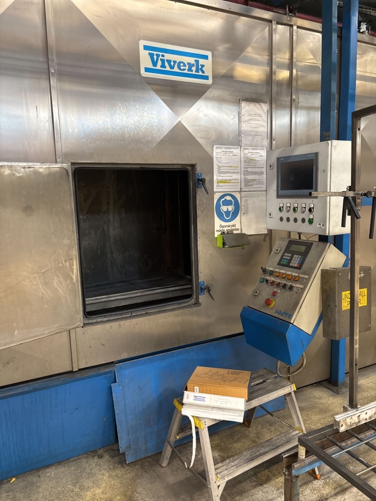 1573258-2 Tunnel washing machine with conveyor belt - Viverk VTT-3-C