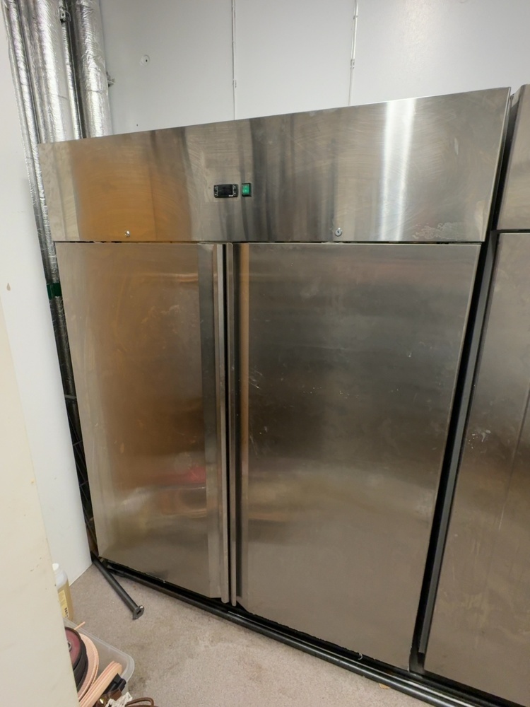 1536058-2 Double freezer - Amitek AK1412BT -2020