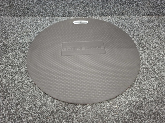 1579041-4 9 standing mats Götessons Dot StandzOn