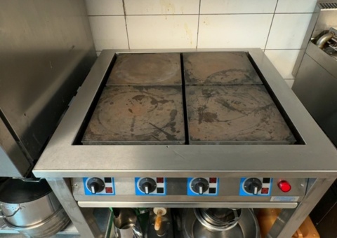 Restaurant stove with 4 burners - Fribergs Verkstäder FS 4090 Standard -2024