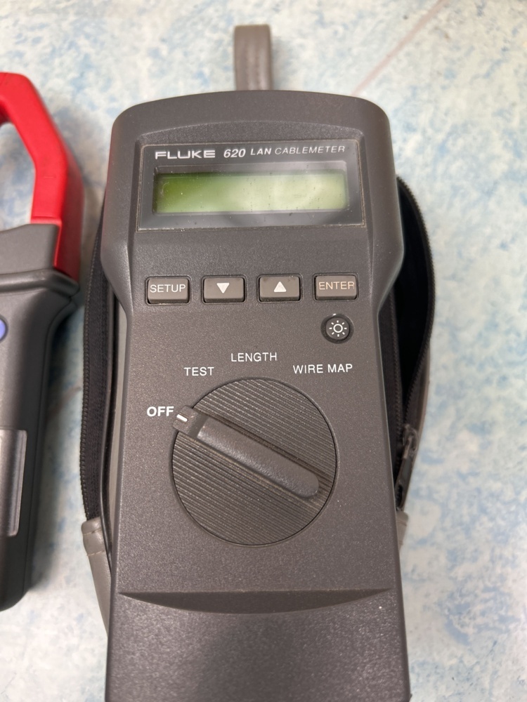 1544925-2 Measuring instruments - Fluke 620, Fluke 33 and UNI-T UT531