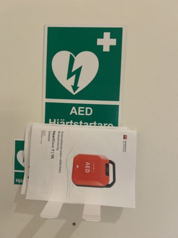 1544930-4 Hjärtstartare - Primedic HeartSave Y / YA