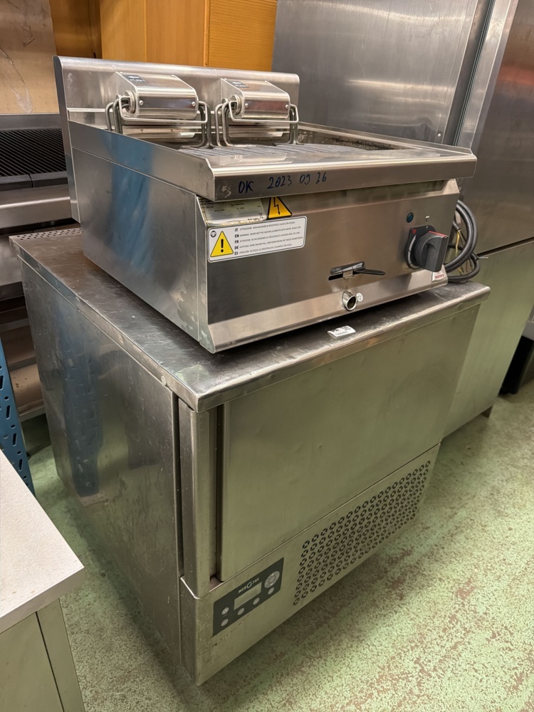 1566995-2 Kylblaster och elektrisk grill - Mercatus Y2-5 och Berto's E6PL60B