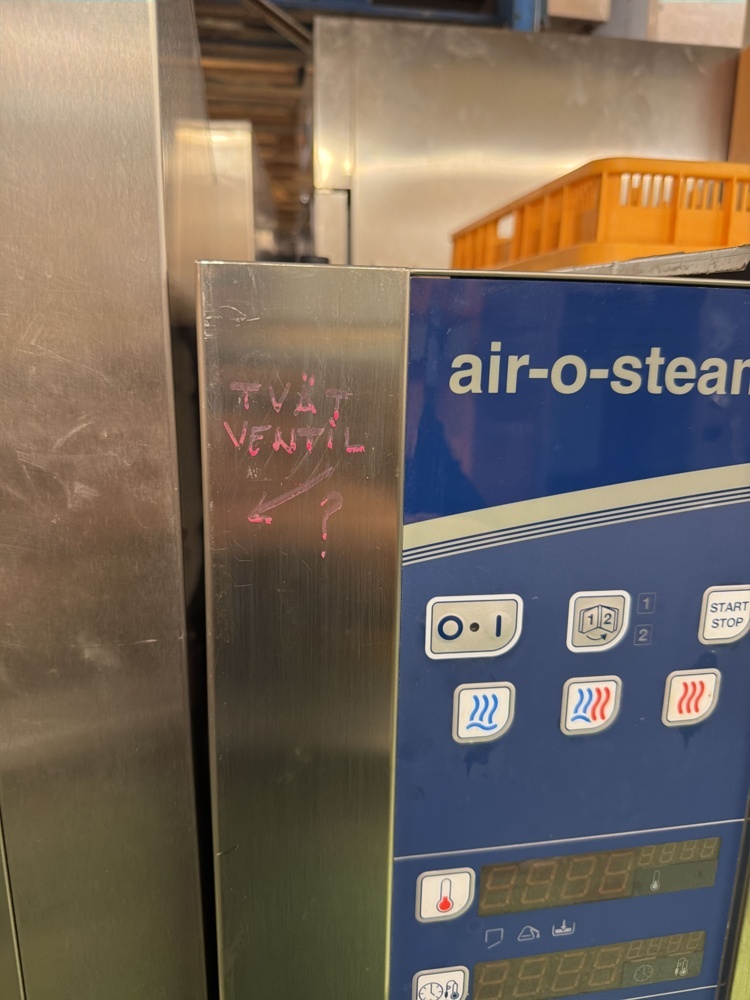 1566947-2 Kombiugn med stativ - Electrolux Air-O-Steam AOS061EBH2 -2014