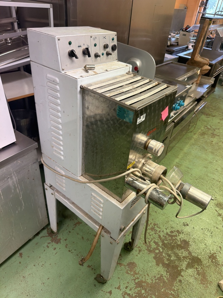 1566948-1 Köttkvarn - Macchine Per Pasta TR 95