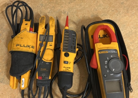 Measuring instruments - Fluke