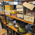1544947-29 Two shelves with contents