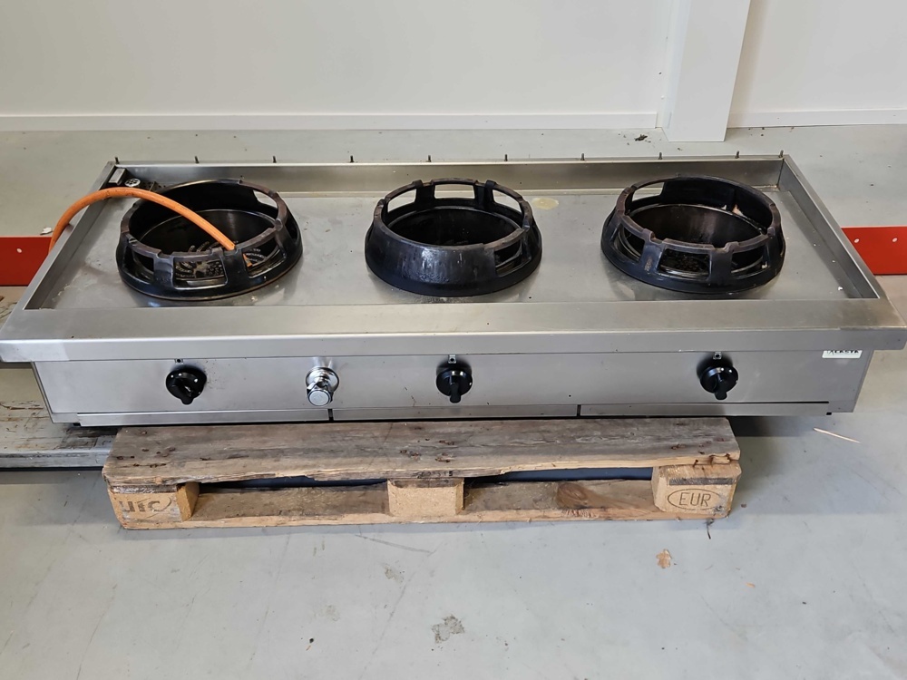 1529513-1 Gas wok with 3 burners - Casta CC/03B