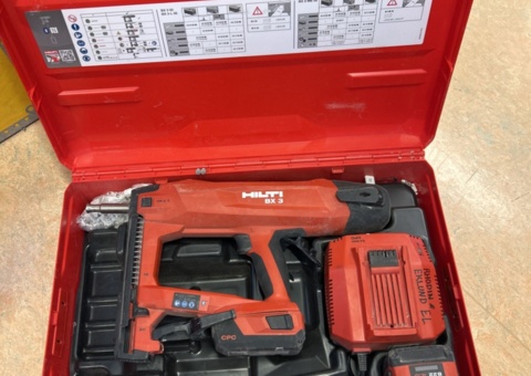 Nail gun with accessories - Hilti BX 3
