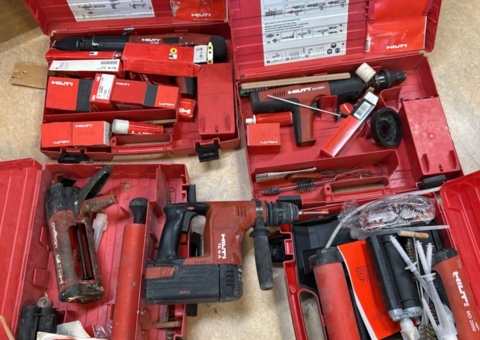 Tool kit with accessories - Hilti