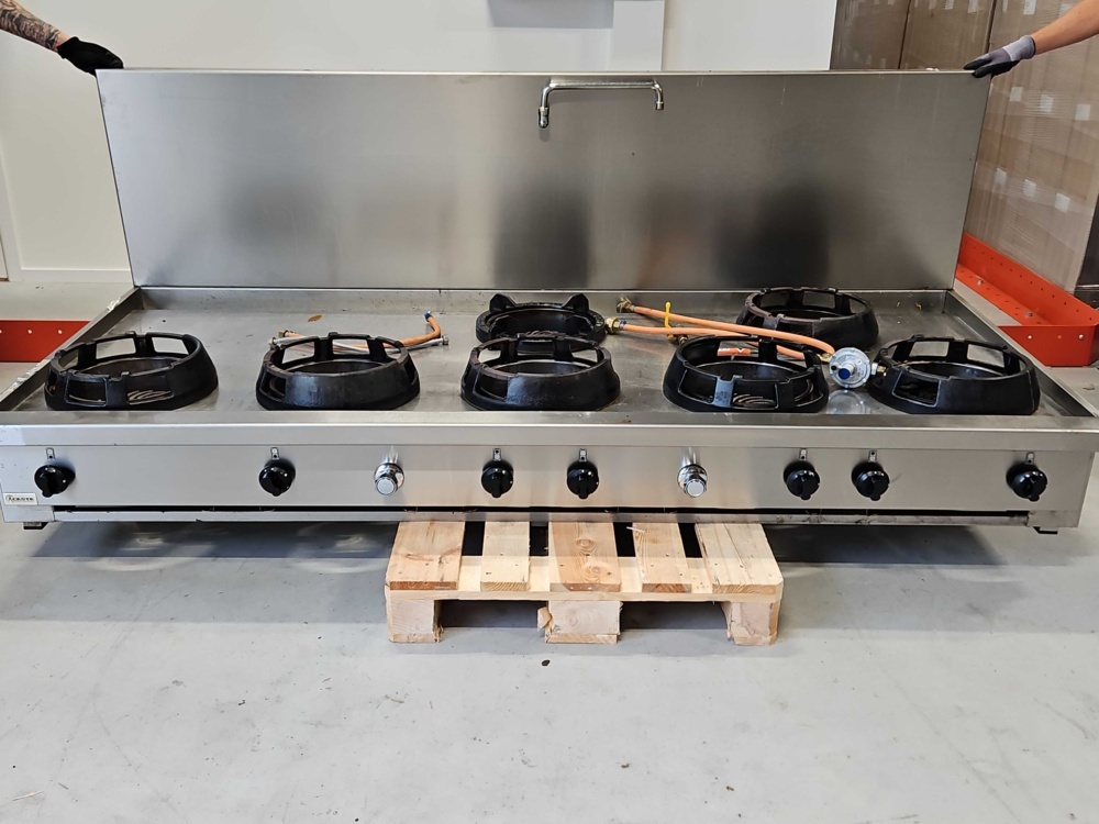 1529519-1 Gas wok with 7 burners and splash plate - Casta CC 07B