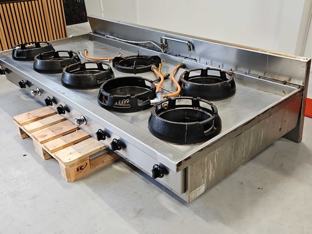 1529519-2 Gas wok with 7 burners and splash plate - Casta CC 07B