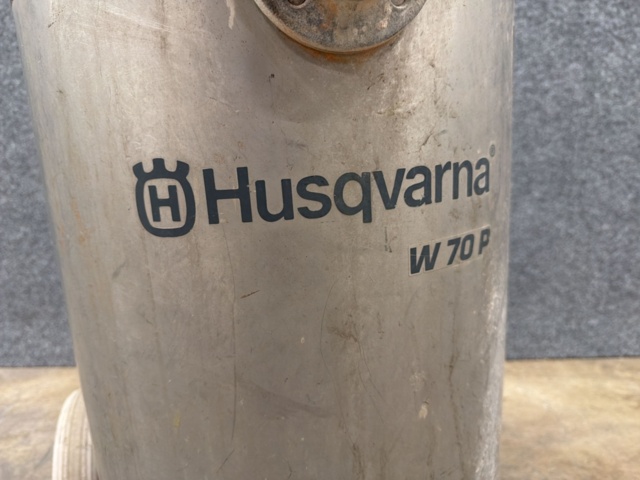 1579621-4 Våtdammsugare Husqvarna W70P