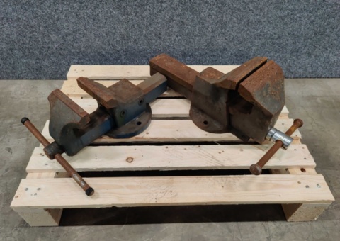 2 pcs Screw anvil