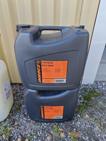 1484537-12 Oil, degreasing and car shampoo