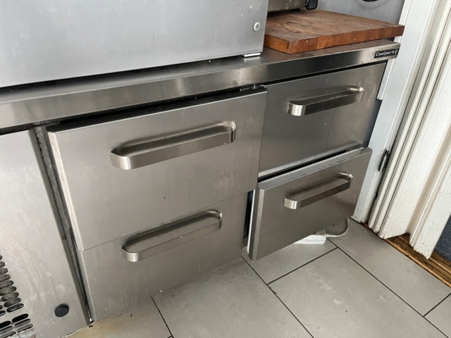1580069-3 Grill cooling bench Coolpart 12 drawers and stainless steel riser