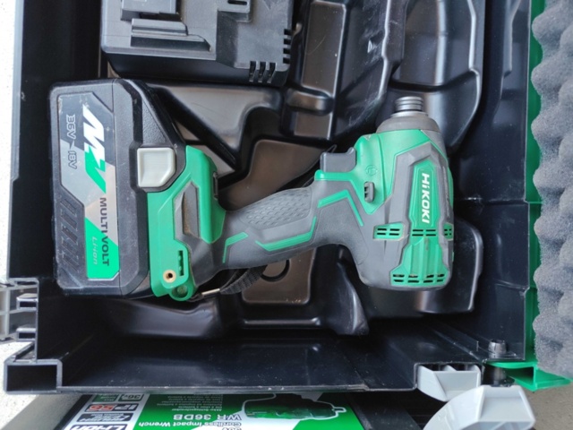 1484538-3 Bit puller, nut driver and screwdriver