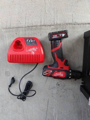 1484538-9 Bit puller, nut driver and screwdriver