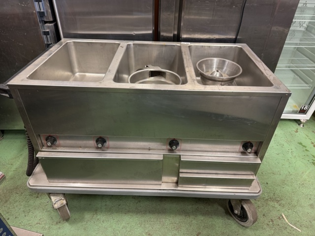 Varmhållningsvagn - Silverstal Elektro Termo -1995 på auktion i Västra Götaland, Skene hos PS Auction