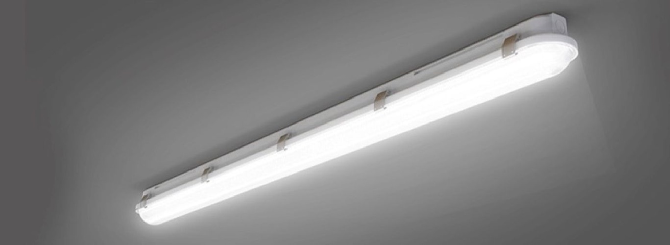 1580076-2 Lot of 100 new LED luminaires 120 cm, 36 W, 4320 lm, 4000 K