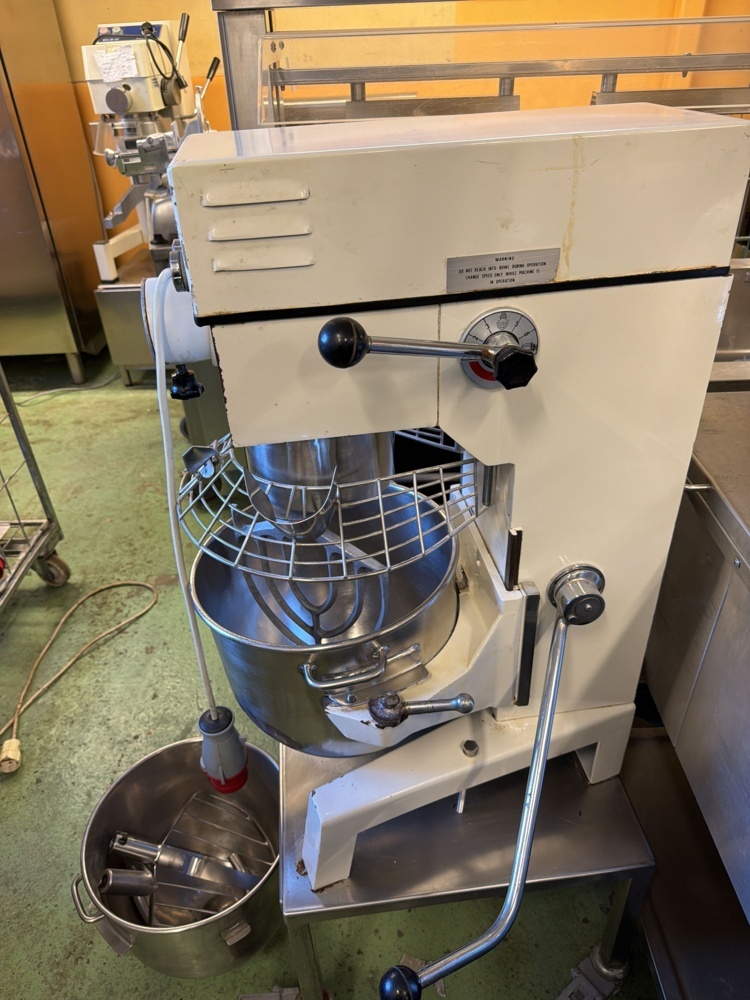 1567043-2 Planetary mixer with accessories – Agrenco