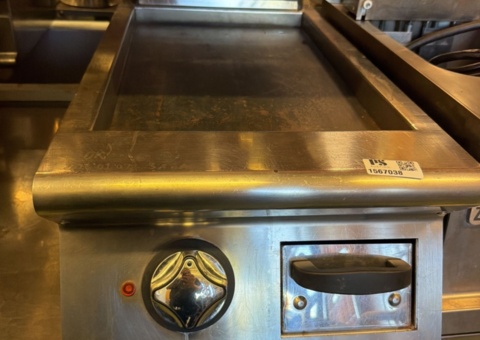 Frying table and deep fryer, countertop model - Mareno, Zanussi