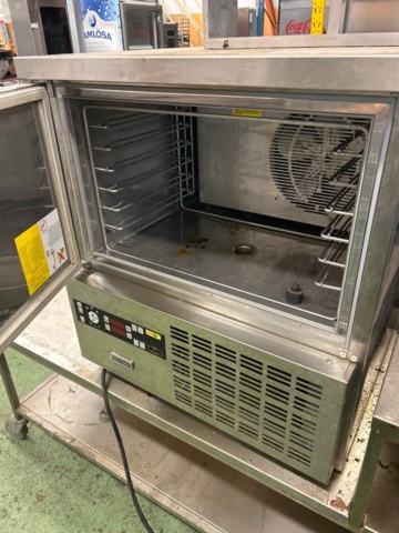 1567040-4 Chillblaster and stainless steel bench on wheels - Zanussi