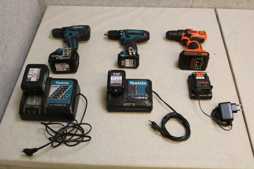 1515221-2 3 pcs Screwdriver Makita & Black & Decker