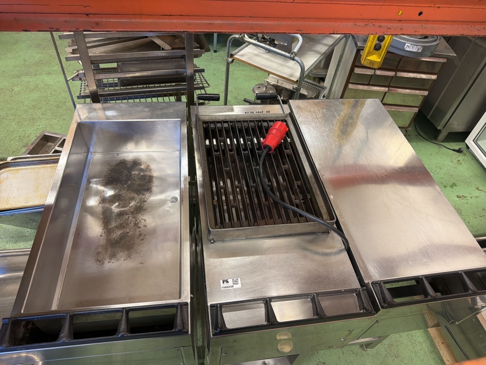 1566038-2 Grill, avlastningsbänk och vattenbad - Mareno