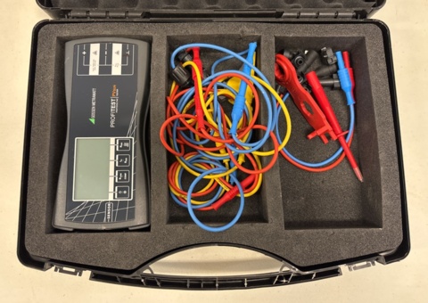 Installation tester with accessories - Gossen Metrawatt Profitest PV Sun