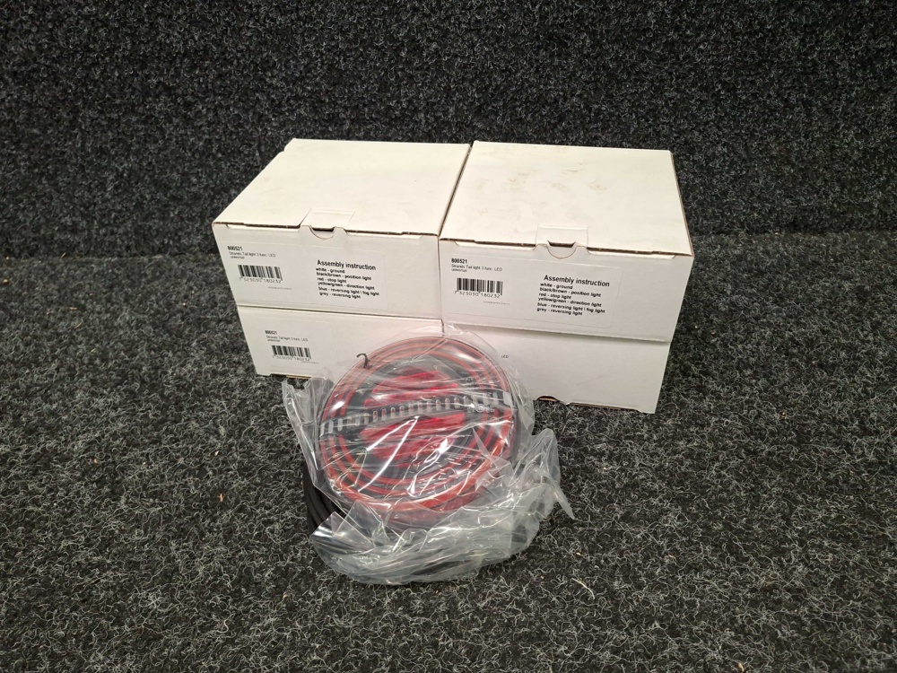 1580136-2 4 st bakljus LED 3 funktioner, Strands