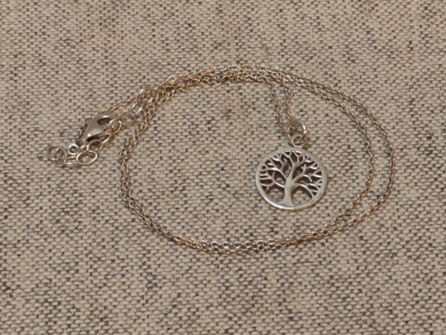 1435880-17 Silversmycken - ringar, halsband m.m. ca 26 gram