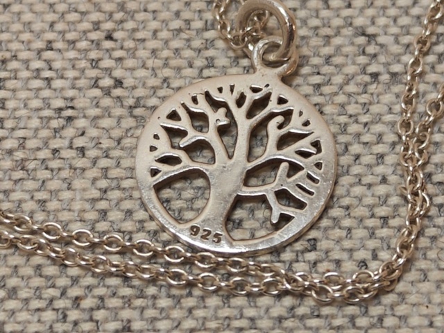 1435880-18 Silversmycken - ringar, halsband m.m. ca 26 gram