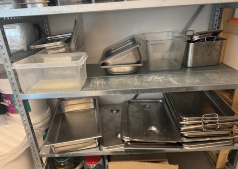 Collection of canteens and storage containers for commercial kitchens