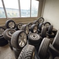 1563389-4 65 sets of tires and rims
