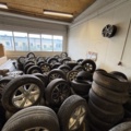 1563389-8 65 sets of tires and rims