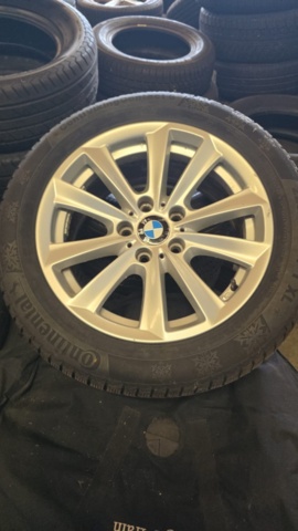 1563389-17 65 sets of tires and rims