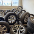 1563389-24 65 sets of tires and rims