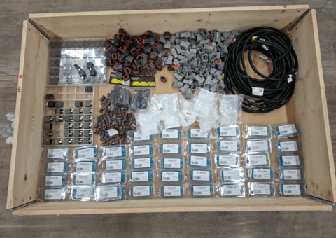 Microrelän, installationskablar, kontakter m.m.