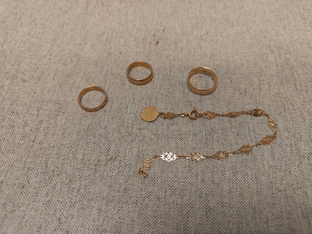 1435881-1 Guldsmycken ca 16 gram