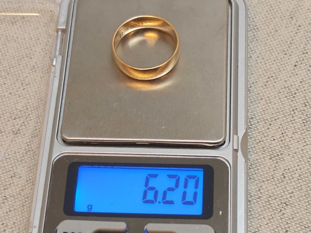 1435881-4 Guldsmycken ca 16 gram