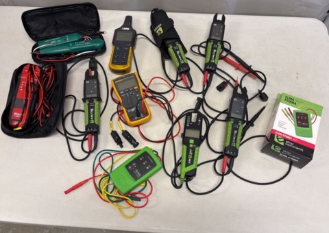 Collection of multimeters and measuring instruments - Elma, Fluke, Milwaukee and Mastech