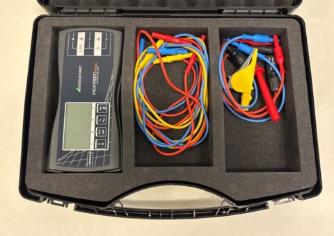 Installation tester with accessories - Gossen Metrawatt Profitest PV Sun