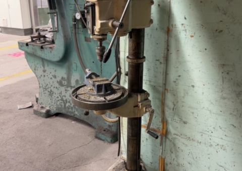 Pillar drilling machine with machine vice - AB Arboga Maskiner G 2508