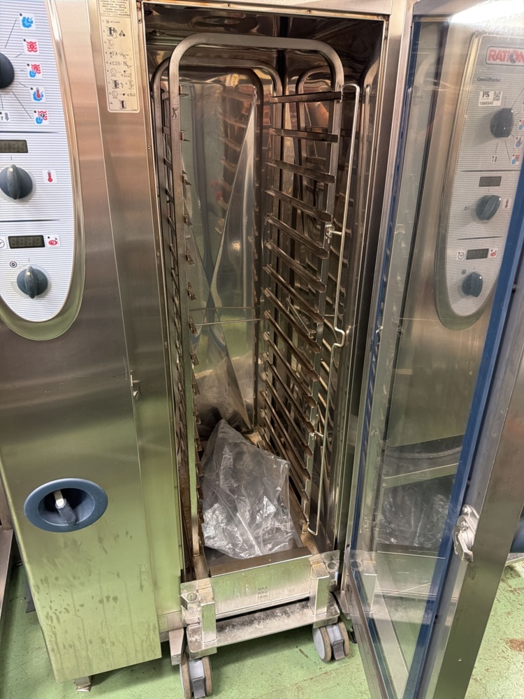 1566939-2 Kombiugn med stickvagn - Rational CombiMaster CM201
