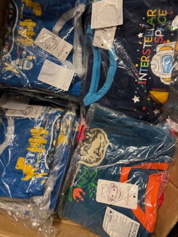 1406074-5 Batch of new children's pyjamas - approx. 356 pcs